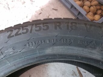 Zimní Continental 225/55/R18 TS870P