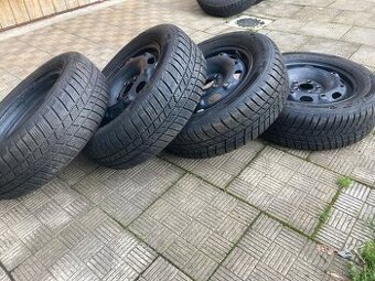 Kompletní zimní sada kol 185/60 R14 T (např. Škoda Fabia)