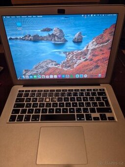 Prodám MacBook Air 13,3' 2017 ve výborném stavu