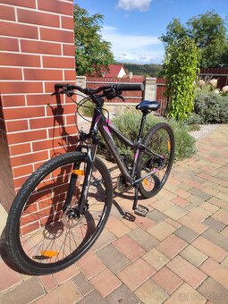 Zánovní dámské kolo