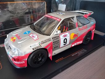 Škoda, Ford, Renault a Porsche 1:18 IXO
