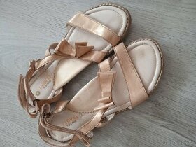 Dívčí sandály Lasocki Young 36