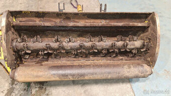 mulčovač 1300 Šálek