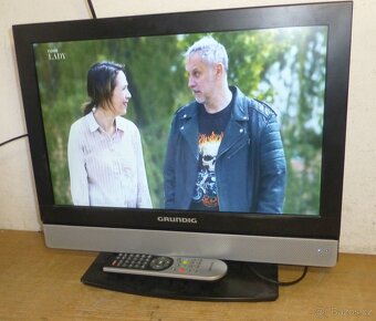 LCD televize 49 cm GRUNDIG napájení 12V/230V