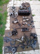 Ford 1.8 TDDi 66kw díly na motor