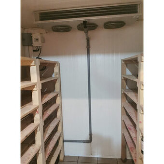 NOVÁ CENA  Zrací box na sýry s chladicí jednotkou