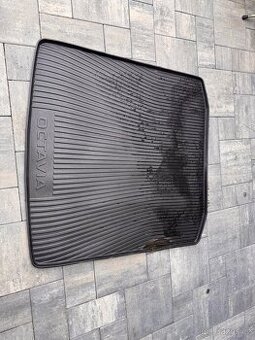 Gumový koberec Škoda Octavia