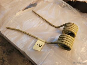 Pera pro obraceče sena