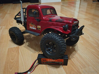 RC model 1/10 RGT crusher s příslušenstvím