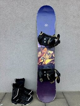 Snowboard MYSTIC, 133 cm + boty FIREFLY