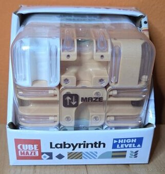 3D Maze Cube Labyrint