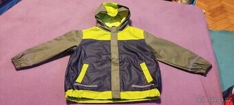 Nepromokavá bunda vel. 116/122