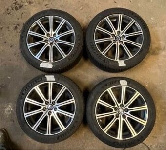 Sada kol Volvo Titania R18 235/50