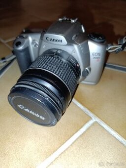 Mix Fotoaparátů Canon, FujiFilm, Zenit, Smena