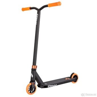 CHILLI Base oranžová freestyle koloběžka