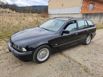 BMW e39 540i na díly