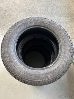 Letní pneu 215/65 R16 C - 1