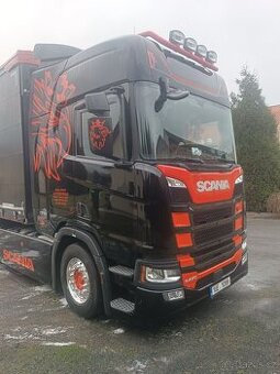 SCANIA R 450