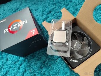 AMD Ryzen 7 2700X