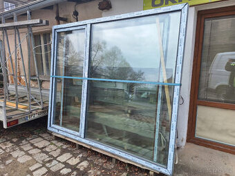 fix okno a balkon.dveře antracit ,ořech, konex trojsklo