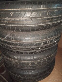 Letní pneumatiky falken 165/70/14 top stav