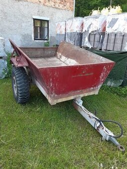 Vlek za traktor sklápěcí