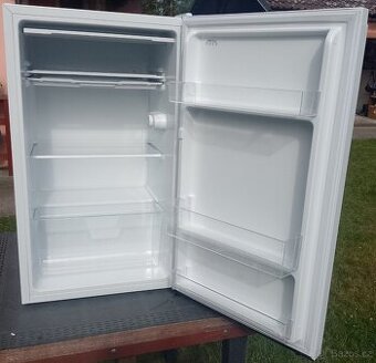 Prodám malou ledničku Philco PTB 94 FW