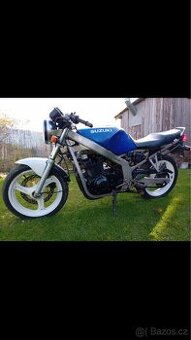 Suzuki GS 500E - 1