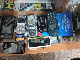 Predám 100ks mobilov - 1