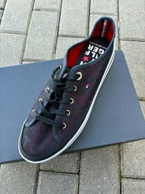 Tommy Hilfiger Jacquard Flatform, vel. 41