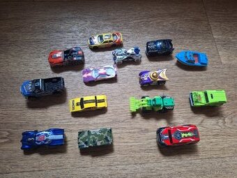 Autíčka HOT WHEELS