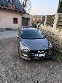 Hyundai i30 1.6i 88kW, r.v. 2016