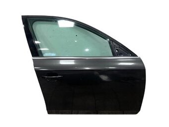 Pravé přední dveře šedá metalíza LZ7L Audi A4 8K r.v. 2010
