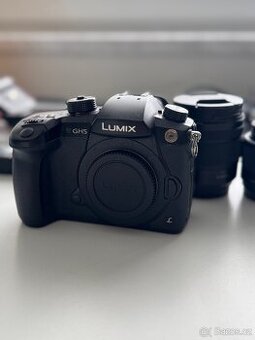 Panasonic Lumix Gh5 + příslušenství