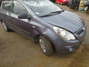 Hyundai i20 rok 2009 , 1.2 benzin , 57 kw , díly