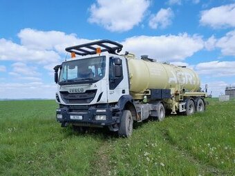 Traktorový tahač Iveco