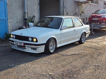 Bmw e30 coupe