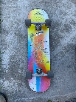 Skateboard skate of mind