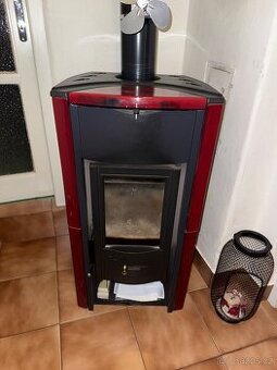 Litinová krbová kamna Nordica 6kw
