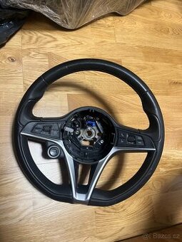 Volant alfa Romeo giulia / stelvio