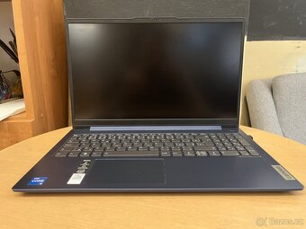 Lenovo IdeaPad Slim 3 – i5 / 16 GB RAM / 512 GB SSD