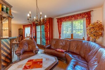 Prodej rodinného domu 290 m² - Komořany, okr. Vyškov - 1