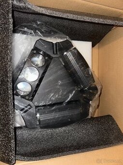 Nový Profesionální LED „Spider“ Moving Head světlo
