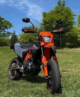 KTM 690 SMCR 2022