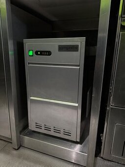 Výrobník kostek ledu (V ZÁRUCE) 24 kg / 24 hod.
