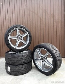 R18 C class W205 C205 Mercedes AMG Zimní Michelin