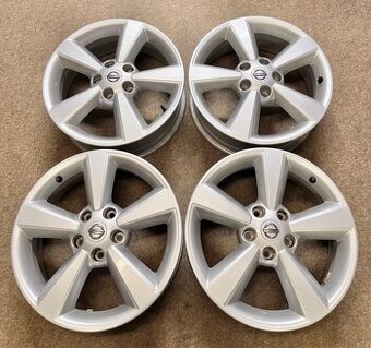 5x114,3 R17 originál alu Nissan Qashqai - ET 40