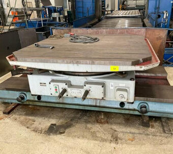 Upínací stůl stolu vrtačky s otočným stolem Škoda E25OB23941