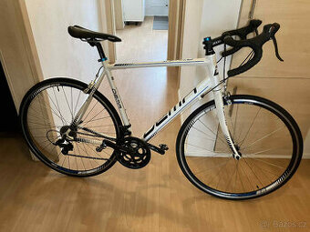 Silniční kolo DEMA velikost M