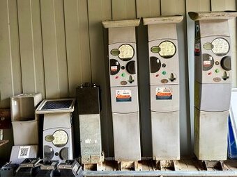 Prodej pěti parkovacích automatů STELIO.